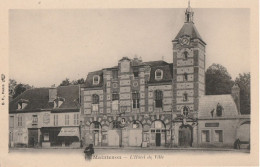 MAINTENON  Hôtel De Ville - Maintenon