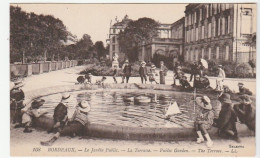 Bordeaux/ Gironde, Le Jardin Public, Le Plan D'eau Avec Enfants, Jeux, Voilier - Bordeaux