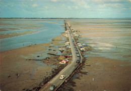 FRANCE - La Vendée Touristique - Ile De Noirmoutier - Le Passage Du Gois - Vue D'avion - Animé - Carte Postale Ancienne - Noirmoutier