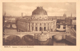 Berlin Kaiser Friedrich-Museum Ngl #153.750 - Andere & Zonder Classificatie