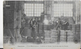 Pamiers Usine Métallurgique Fonderie De Fontes La Coulée Dans Les Moules - Pamiers