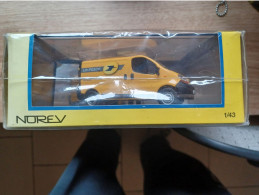 Renault Trafic Miniature La Poste Neuf 1/43 Norev - Automobili