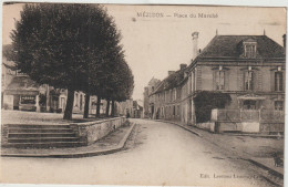 Calvados :  MEZIDON : Place  Du Marché - Other & Unclassified