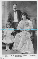 R168670 Mr. And Mrs. Kennerley Rumford And Children. Ellis And Walery. Beagles. - Monde