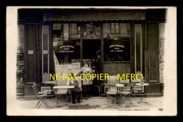 69 - LYON - AU GOURMET DES GOURMETS, WILSON BAR - AFFICHE CINE-GUIGNOL DANS LE PASSAGE DE L'ARQUE BARBABAS- CARTE PHOTO  - Altri & Non Classificati