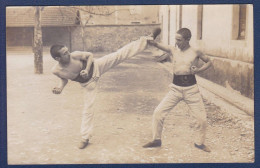 CPA Martiaux Force Lutte Boxe Savavate Carte Photo Voir Dos Nimes Avignon Alès Cette Carpentras - Martial