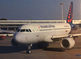 BRUSSELS AIRLINES A319 Postcard - Airline Issue - 1946-....: Modern Era
