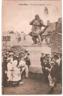 SAINT-MALO.PLACE DE LA HOLLANDE. (CARTE PAS COURANTE ANIMEE) - Saint Malo