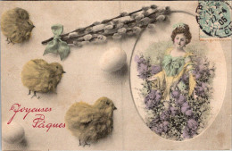 Carte   -  Bonnes Pâques    , Femme , Poussins     AQ1067 - Easter