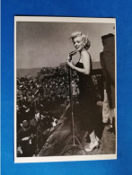 Carte Postale  Marilyn Monroe En Corée - Actores