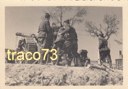 REGIO ESERCITO - MILITARI _ (  Artiglieri )   /  Militari Al Tiro Con Pezzo  - Anno 1941 _ Foto Formato  8,5 X 11 Cm - Guerre, Militaire