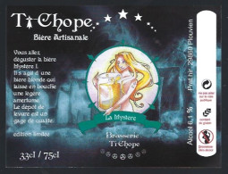 étiquette Bière France: Biere Blonde La Mystere   6,1 % 33 Cl/75cl  Brasserie Ti Chope  Plouvien 29 " Femme" - Bière