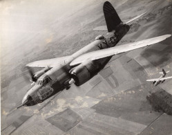 AVION  (sans Doute ??)  MARTIN B-26 MARAUDER - Luftfahrt