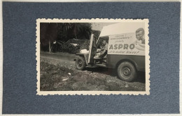 Photo Ancienne - Snapshot - Voiture Automobile JEEP Willys ? - Camion 4x4 - Publicité ASPRO - Pharmacie - Afrique - Automobile