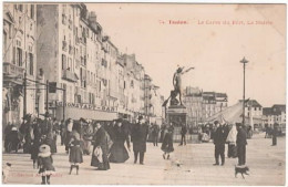 TOULON  Le Carré Du Port  La Mairie - Toulon