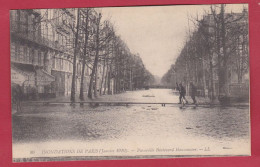 AE576  INNONDATIONS PARIS PONT DE L'ARCHEVECHE  JANVIER 1910 PASSERELLE  BOULEVARD HAUSSMAN 75008 - Paris Flood, 1910