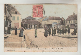 CPA BEAUNE LA ROLANDE (Loiret) - Place Du Marché - Beaune-la-Rolande