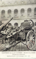 CPA - TROPHEES DE LA Gde GUERRE - MUSEE DE L'ARMEE - PROJECTEUR ALLEMAND  - Material