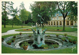 77 - Fontainebleau - Palais De Fontainebleau - Le Château - La Fontaine Et Le Jardin De Diane - Sculptures - CPM - Voir  - Fontainebleau