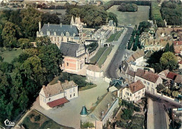 28 - Anet - Vue Générale Aérienne - Le Château Et Les Douves - CPM - Voir Scans Recto-Verso - Anet