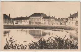 Eure Et Loir :   BU :  Place D Ela  Halle  1951 - Other & Unclassified