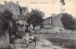 MEUDON L' Abreuvoir - Meudon