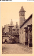 AKJP2-0197-15 - MAURIAC - Sous-préfecture Et Porte Du Collège - Mauriac