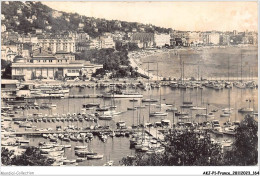 AKJP1-0083-06 - CANNES - Le Port Et La Croisette - Cannes