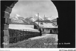 AKJP7-0657-66 - MONT-LOUIS - Entrée De La Citadelle - Prades