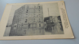 YVRY PORT RUE NATIONALE ET LE COIN DE LA RUE DE SEINE LA MAISON THIRY ET LE BUREAU DE TABAC - Ivry Sur Seine