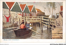 AGVP5-0299-PAYS-BAS - VOLENDAM - Bootje Varen - Volendam