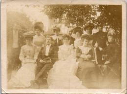 Photographie Photo Vintage Snapshot Anonyme Groupe Mariage Mode  - Other & Unclassified