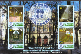 St. Vincent MNH Minisheet, OPEC - Usines & Industries