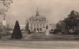 94 VINCENNES L'HOTEL DE VILLE ET LE COURS MARIGNY - Vincennes