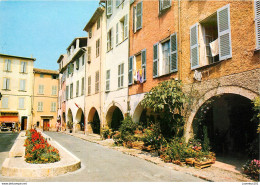 CPSM Biot-La Place Aux Arcades                       L2744 - Biot