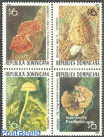 Dominican Republic 2001 Mushrooms 4v [+], Mint NH, Nature - Mushrooms - Paddestoelen