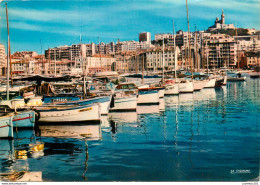 CPSM Marseille             L2761 - Vieux Port, Saint Victor, Le Panier