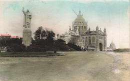 LISIEUX : ROND POINT DE L'AVENUE DE LA BASILIQUE - Lisieux