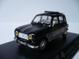 Universal Hobbies Renault 4 Parisienne 1964 Echelle 1/43 En Boite Vitrine - Autres & Non Classés