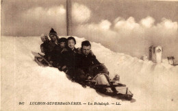 LUCHON SUPERNAGNERES UN BOBSLEIGH - Luchon