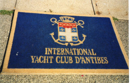 L - PHOTO ORIGINALE - BATEAU - ALPES MARITIMES - ANTIBES - LE PORT - INTERNATIONAL YACHT CLUB D'ANTIBES - Schiffe