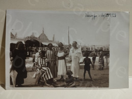 Italia Fotocartolina Persone VIAREGGIO 1923 - Europe