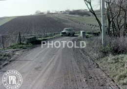 1964 PEUGEOT 403  ROUTE FRANCE 35mm DIAPOSITIVE SLIDE Not PHOTO No FOTO NB4180 - Diapositives (slides)