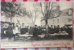 CPA 35 DOL La Place Du Marché - Dol De Bretagne