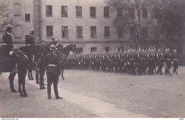 ALLEMAGNE CARTE PHOTO GARDES A PIED - Guerre, Militaire