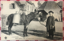 CPA 63 MONT DORE Un Jeune Laitier Et Sa Monture - Le Mont Dore