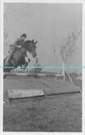 R171589 Horse. People. Old Photography. Postcard - Monde