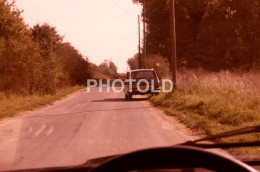 C 1980  RENAULT 16 CAR VOITURE FRANCE 35mm DIAPOSITIVE SLIDE Not PHOTO No FOTO Nb4252 - Dias