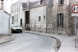 1982 RENAULT 20 CAR VOITURE FRANCE 35mm DIAPOSITIVE SLIDE Not PHOTO No FOTO NB4257 - Dias
