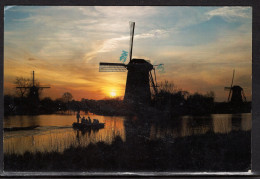 Windmill, Kinderdijk, Netherlands, Sunset, Mailed To USA - Moulins à Vent
